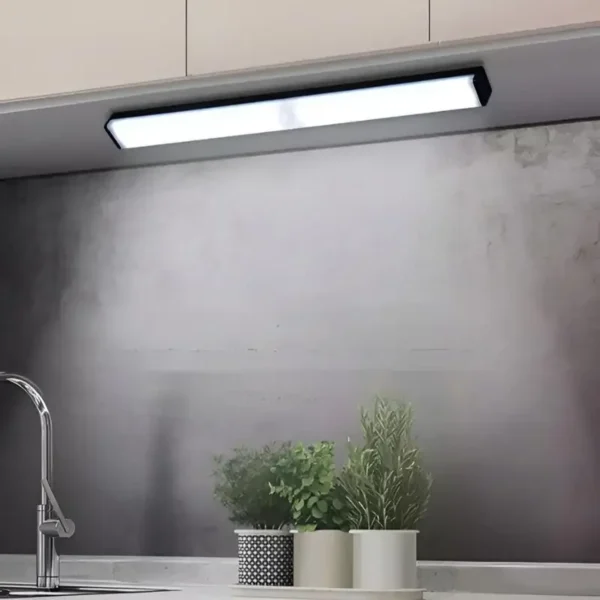 Luminária Portátil LED com Sensor GadioWay
